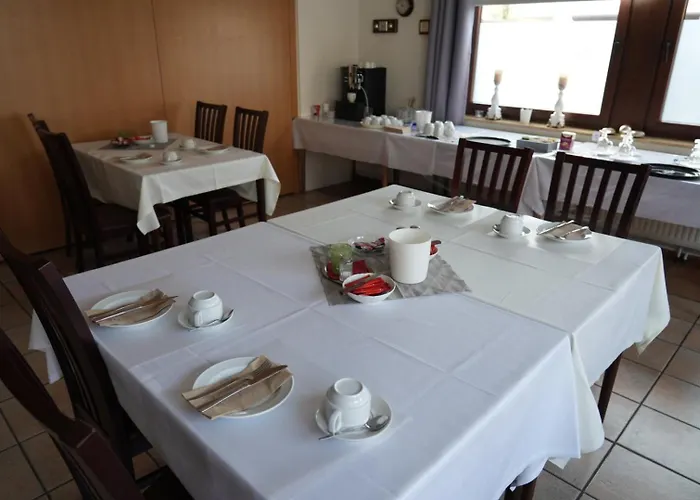 阿尔特斯施罗尔酒店 Westerkappeln